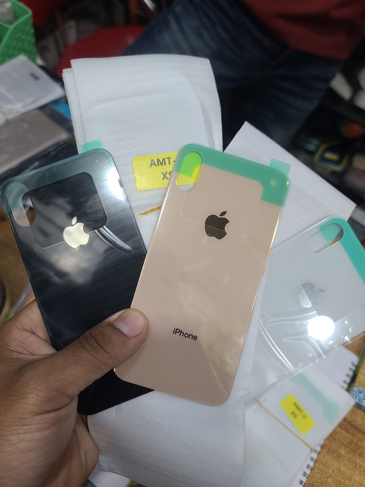 iPhone XS Max Back Glass Replacement | Backshell